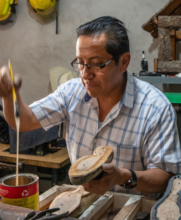 Calzado para fútbol hecho a la medida | Universidad da Vinci de Guatemala