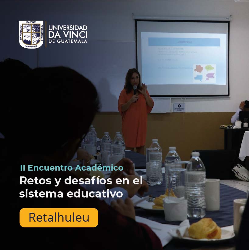 Imagen de una conferencia, con la conferenciante al fondo y en primer plano la audiencia, debajo de un degradado con transparencia en azul, con el texto II Encuentro Académico Retos y desafíos en el sistema educativo, retalhuleu.