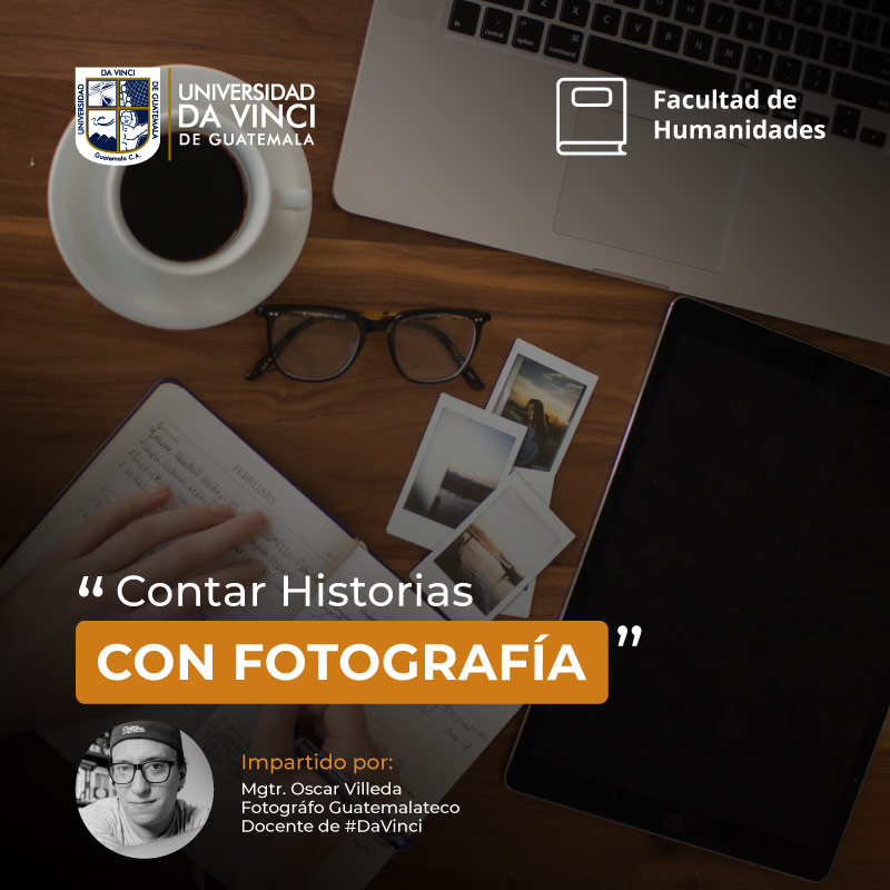 Fotografía en ángulo cenital de un journal, fotografías y una taza de café sobre una mesa, con el texto contar historias con fotografía.