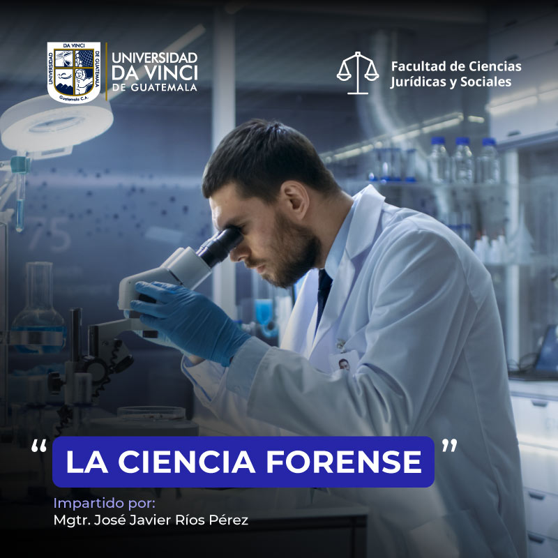 Imagen de plano medio de un profesional criminología vestido con equipo de bioseguridad observando a través de un microscopio en un laboratorio con el texto la ciencia forense.