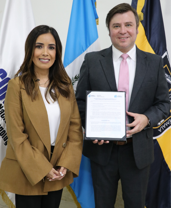 Universidad Da Vinci de Guatemala firma alianza con la Secretaría Nacional de Ciencia y Tecnología – SENACYT- | Universidad da Vinci de Guatemala