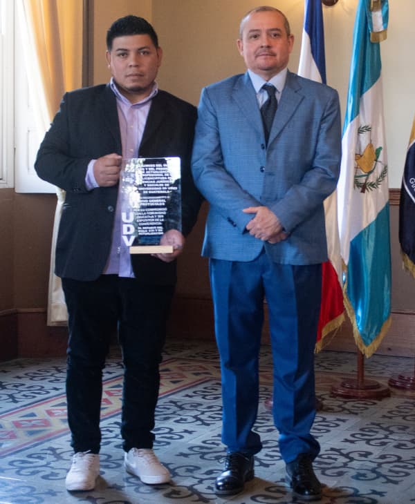 Facultad de Ciencias Jurídicas, Criminológicas y Criminalísticas participó en la conferencia: El notario del siglo XXI y su actualización | Universidad da Vinci de Guatemala