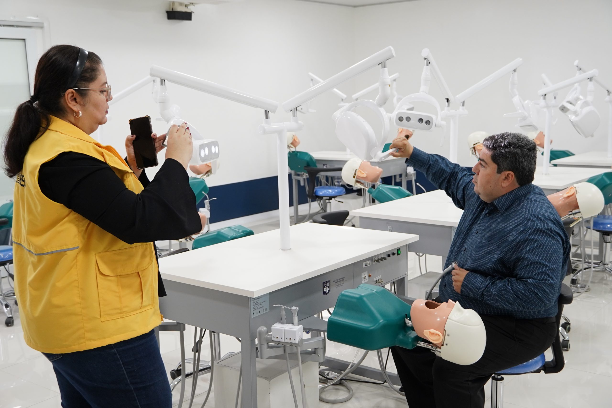 Universidad Da Vinci revoluciona la Odontología del país con laboratorio tecnológico | Universidad da Vinci de Guatemala