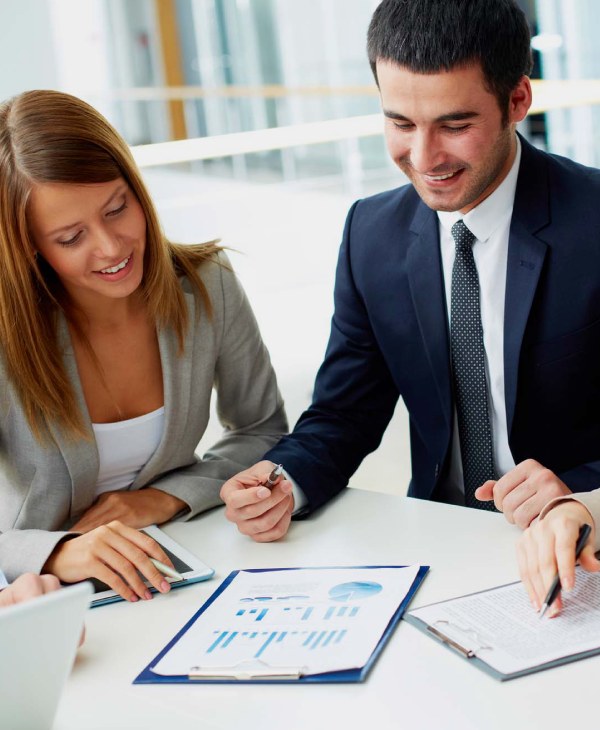 Una mujer y un hombre, cuadernos.